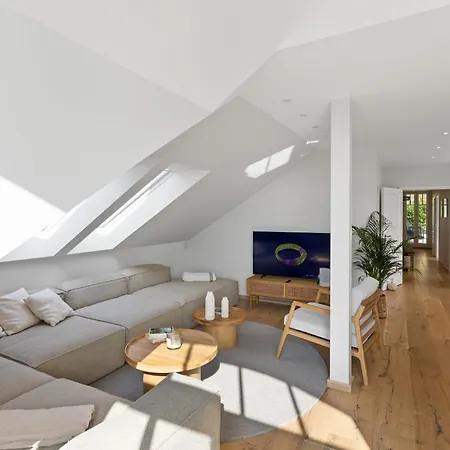 Exklusives Traum-penthouse Mit Wasserblick & Wellness 아파트 *