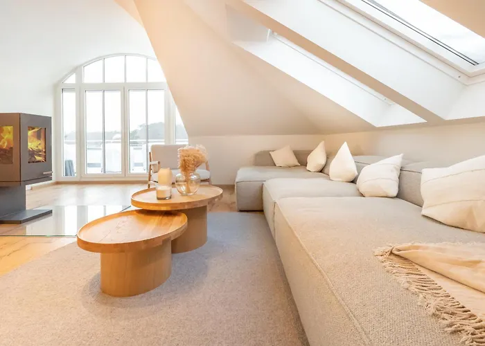 Exklusives Traum-penthouse Mit Wasserblick & Wellness *